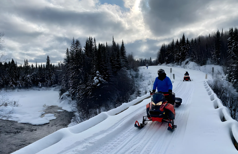 Snowmobile, Shipman, Saskatchewan
