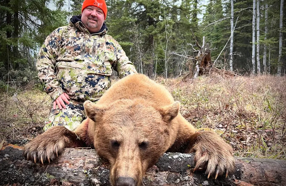 Black bear, hunting, Shipman, Saskatchewan