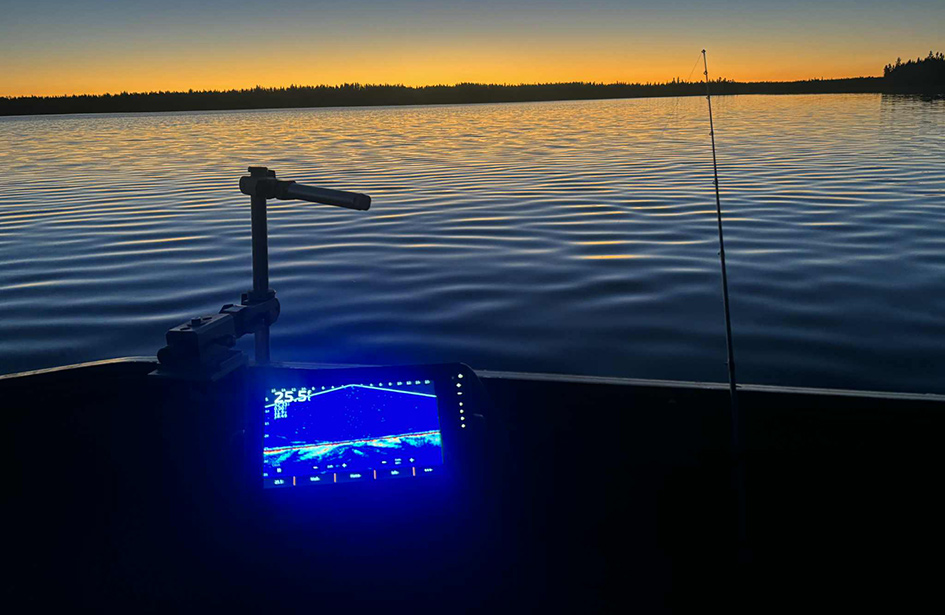full-equipped-boat-fishing-shipman-sk-01